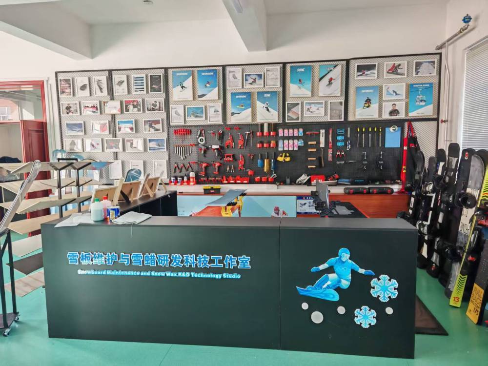 这是吉林省冰雪运动重点实验室的场景。新华社发