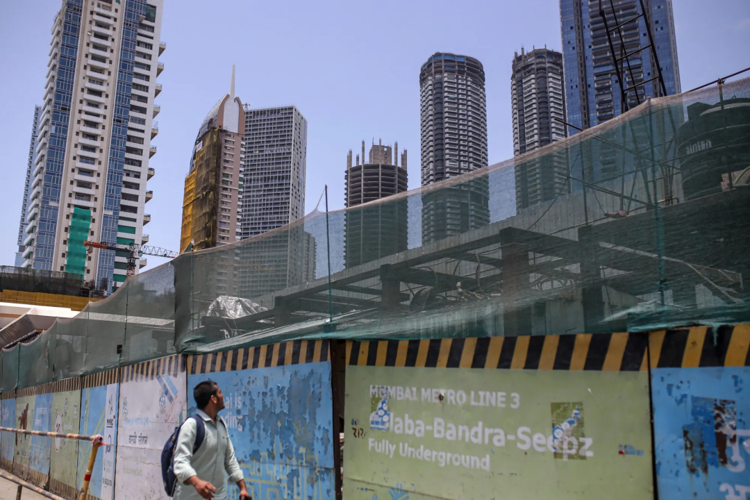 ◆2024年,孟买的在建住宅楼。(图源:彭博社)