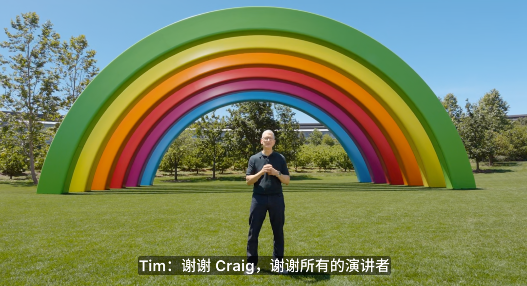 就在昨晚,苹果造了一台加强版豆包手机