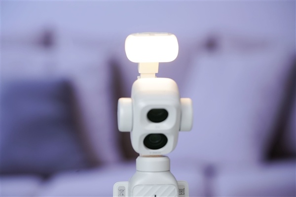 口袋电影机!大疆DJI OSMO POCKET 4P云台相机白色版图赏