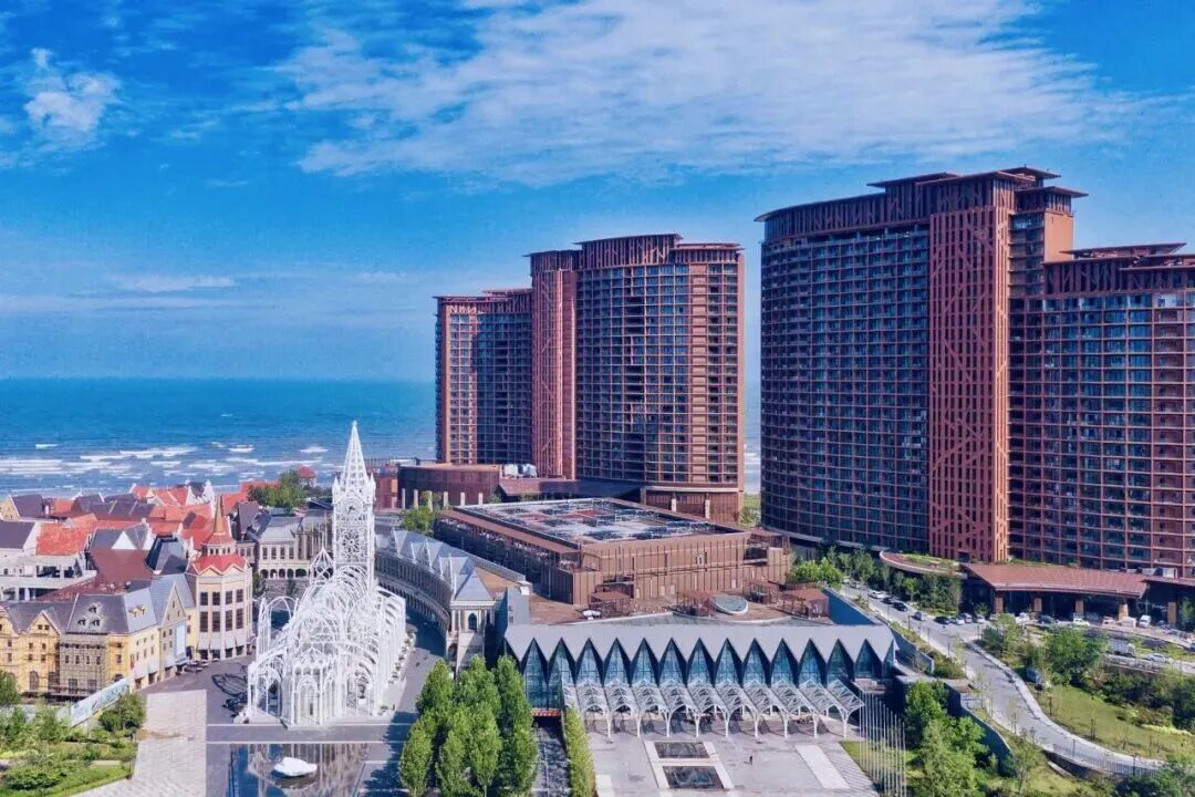 青岛红树林度假世界官微.jpg