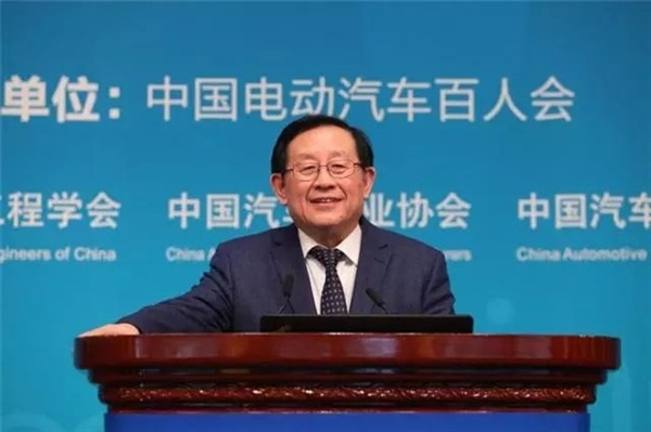 中国新能源汽车“奠基人”万钢：汽车行业内卷背后是焦虑 都想抢蛋糕