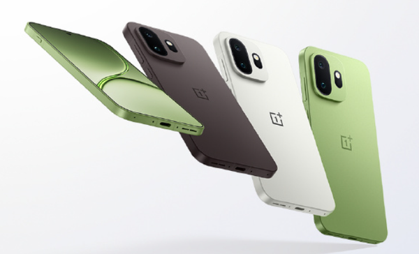 拒绝“半斤机”!这四款4000元左右的小屏机值得一看