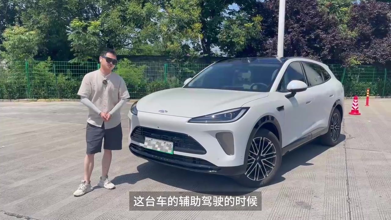 500公里纯高速实测！风云T9L四驱版一公里3毛5，靠谱吗？