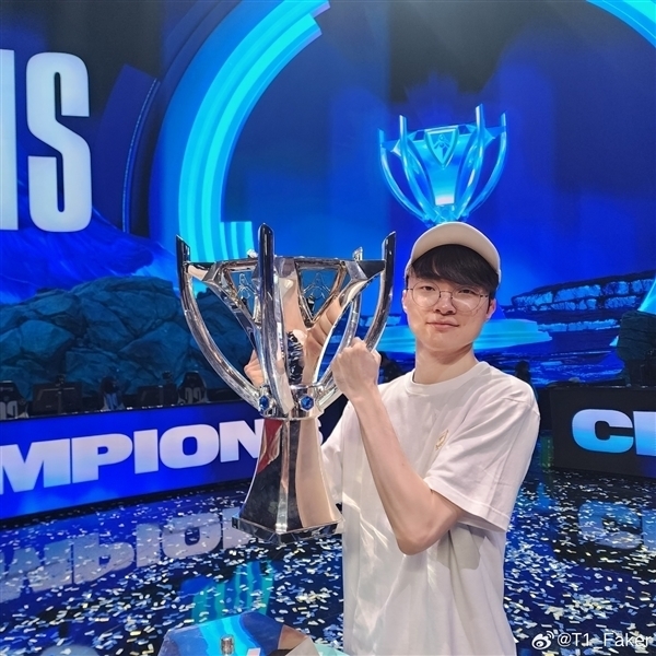 马斯克要用AI挑战英雄联盟最强战队 Faker回应：我们已经准备好了