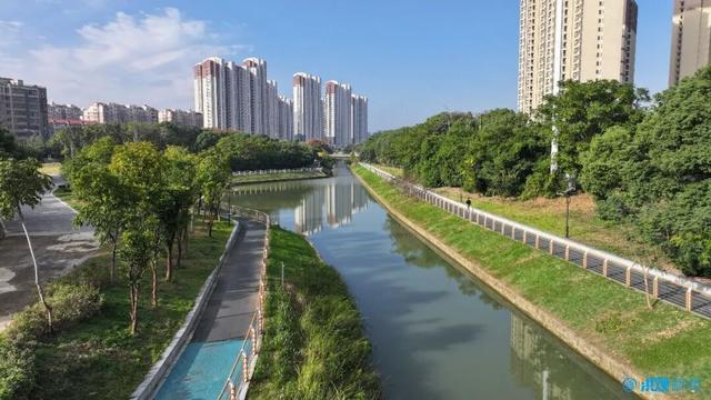 改造后的玉带河
