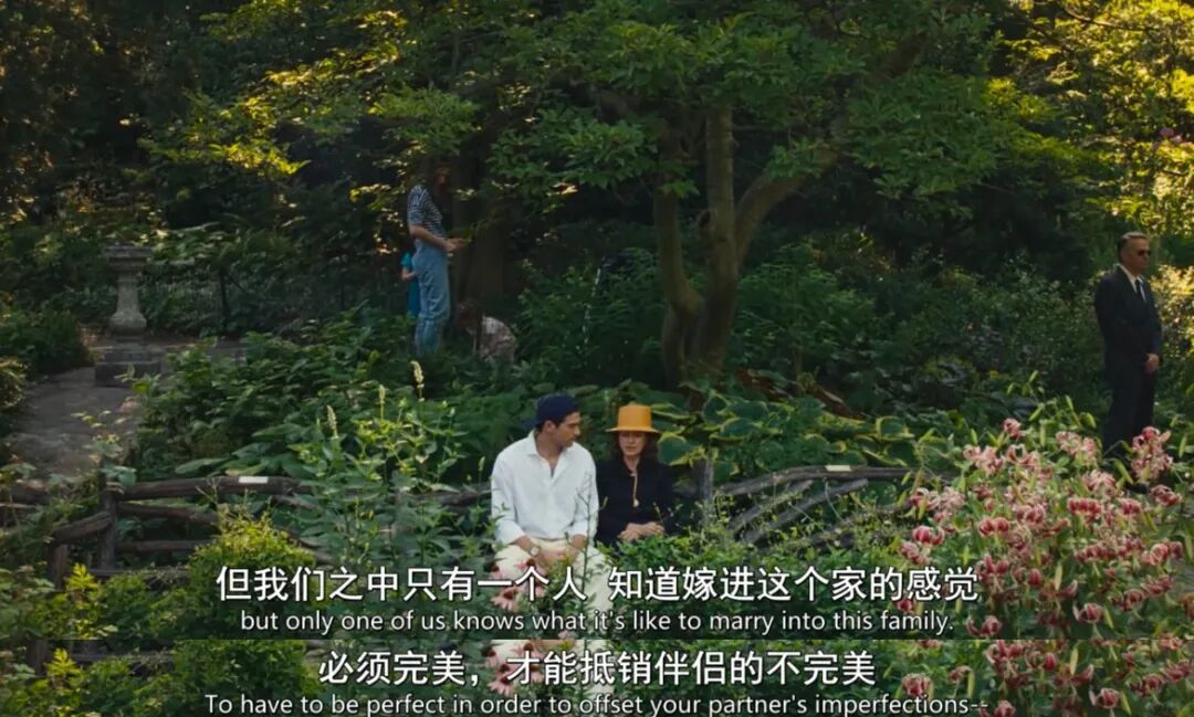 活成了传奇的杰奎琳,也活得很累。(图/《爱情故事:小约翰·肯尼迪与卡罗琳·贝塞特》)