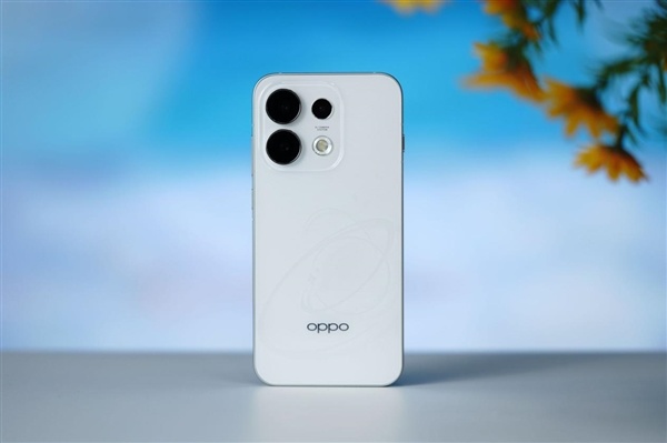首创3D冰透悬浮！OPPO Reno16图赏