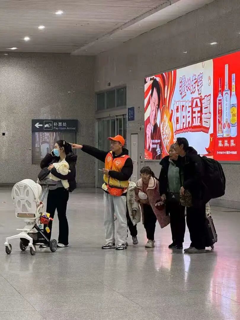 参与志愿服务活动的肖丁杰。受访者供图