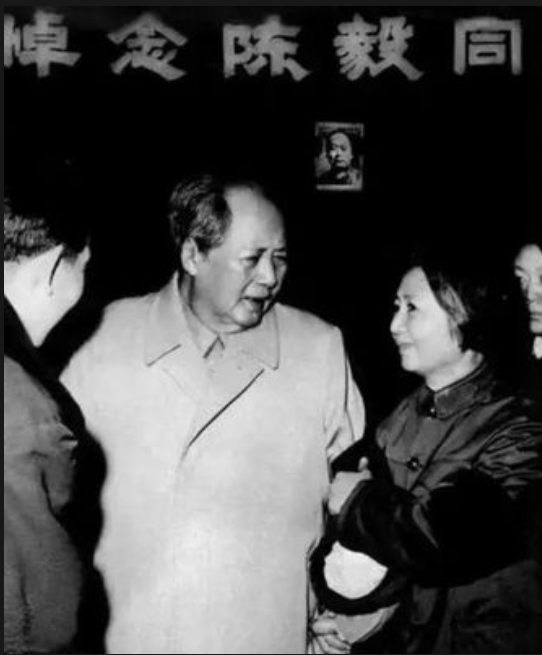 1972年，毛泽东转危为安后说：要不是长江在，我就去见马克思了！