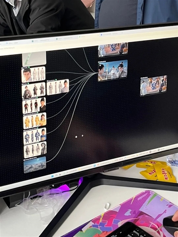 月薪3000的人 正在批量生产价值243亿的爆款