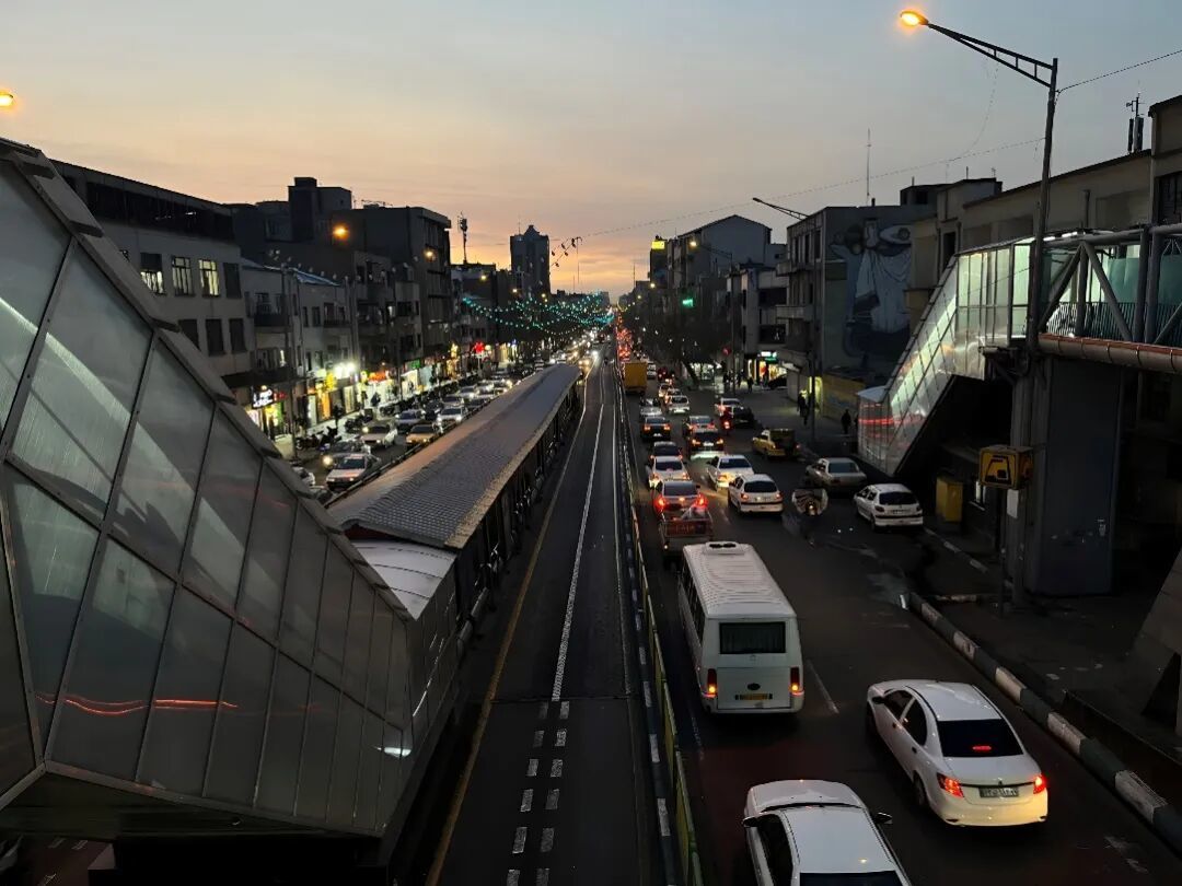 德黑兰的黄昏与傍晚