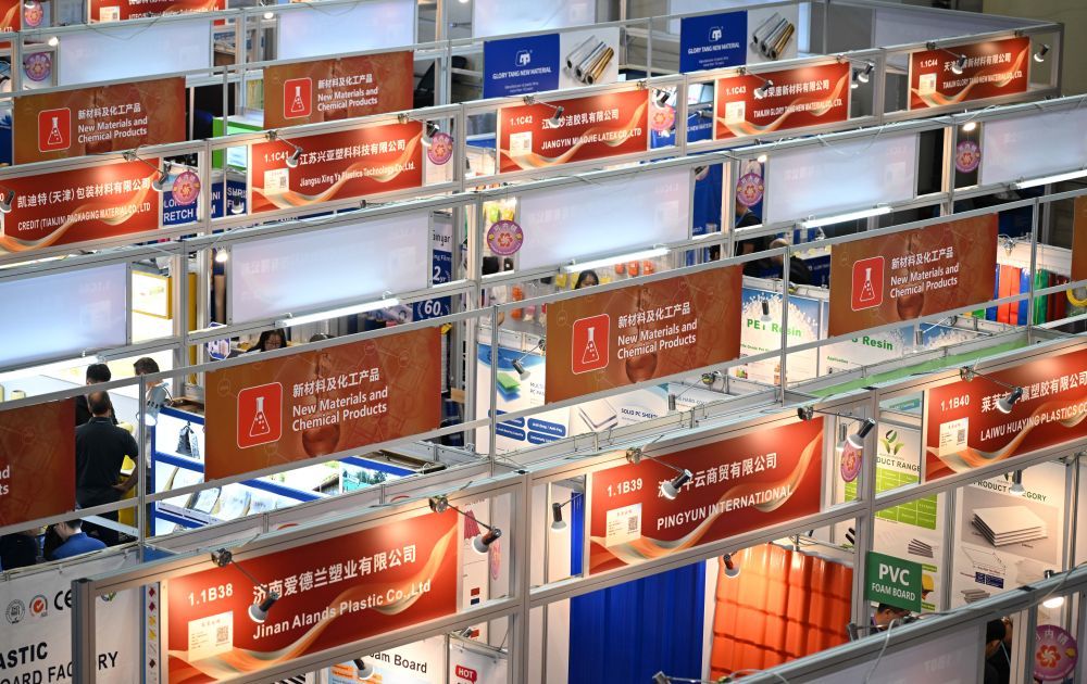 这是10月18日拍摄的第140届广交会场馆。新华社记者 邓华 摄