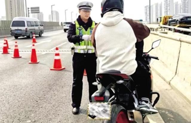 摩友真实心声曝光：取消报废标准只是治标，还路权才是解决通勤焦虑的唯一出路-有驾
