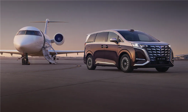 二代刀片电池上车 9分钟充饱！第二代腾势D9预售：38.98万起