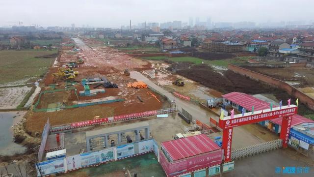 洛阳东路综合管廊项目施工现场