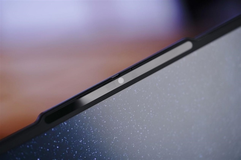 聚焦超级工程与科研生产力！Lenovo P16v 2026工作站评测：NVIDIA RTX PRO Blackwell加持 物理断网跑AI