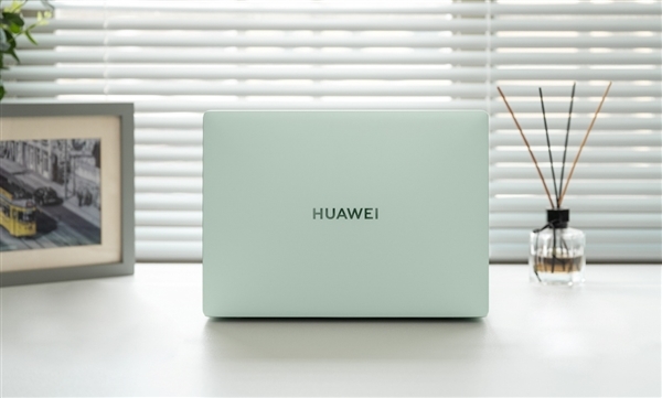 开学焕新季:华为平板+笔记本限时优惠 鸿蒙6加持更高效更流畅