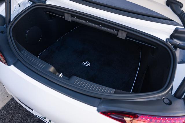 重新诠释传奇——全新梅赛德斯-迈巴赫SL 680 Monogram系列试驾体验-有驾