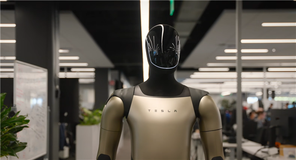 马斯克的TeraFab工厂正式官宣:芯片算力2倍于美国电力