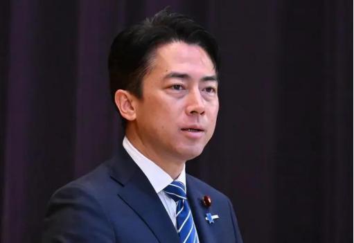 据日本媒体报道，日本防卫大臣小泉进次郎近期又在节目里谈起核武器与核动