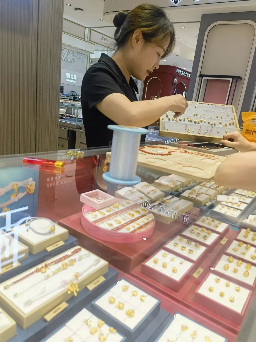 武商MALL&middot;世贸潮宏基专柜