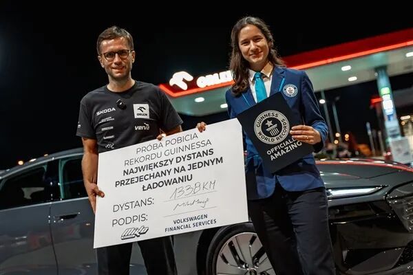 创吉尼斯纪录！奥迪A6 Sportback e-tron一次充电跑了1338公里