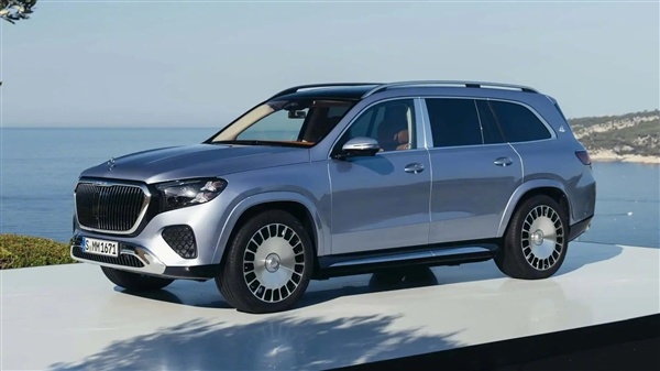 用上4.0升双涡轮增压V8发动机 新款迈巴赫GLS SUV官图发布