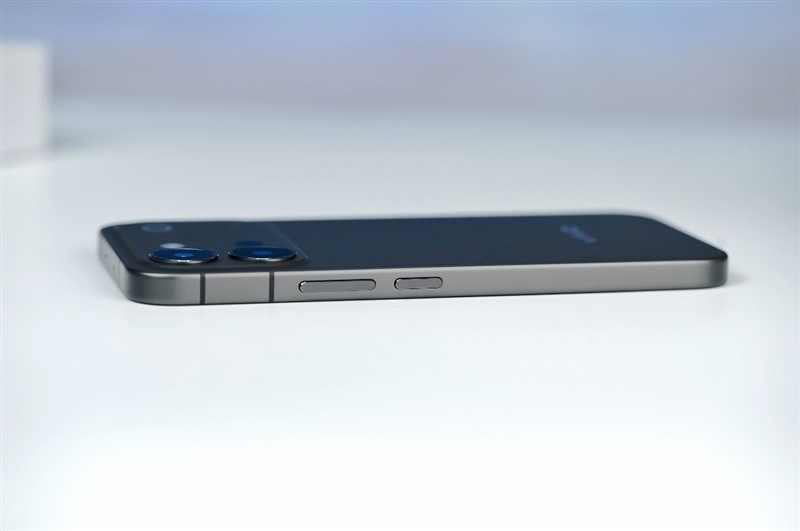 颜值不输旗舰!vivo S60元气版全面评测:性价比机型里的均衡水桶机