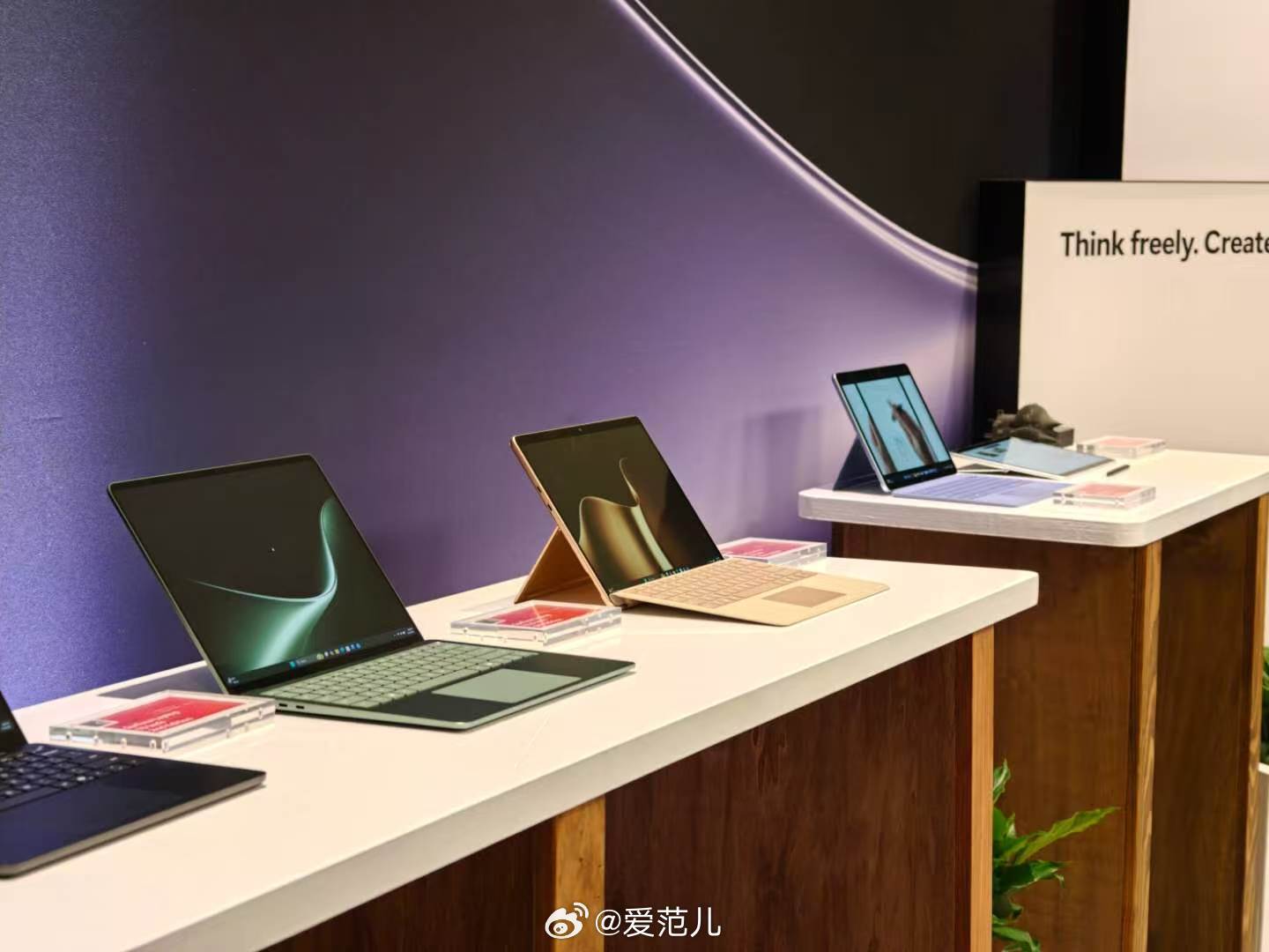 【新 Surface 换上 X2 Plus,还有一台「曼联红」特别版