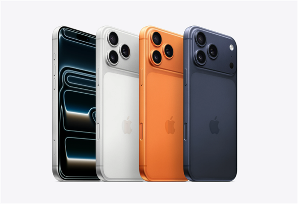 13999元iPhone17大面积褪色遭集体投诉 客服最新回应:需由售后判定 具体需到店检测