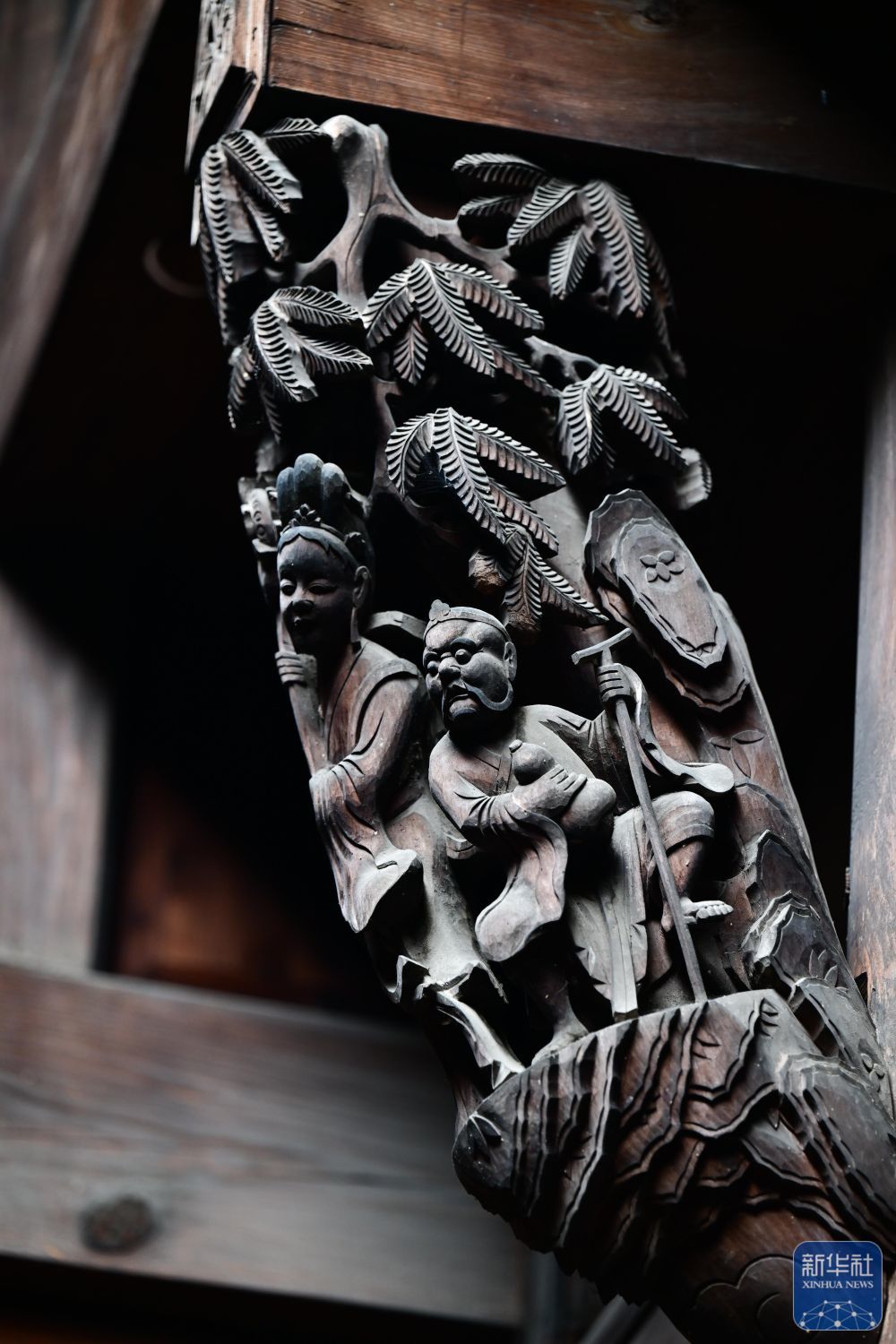 1月29日在瞻淇村一幢古民居内拍摄的木雕。