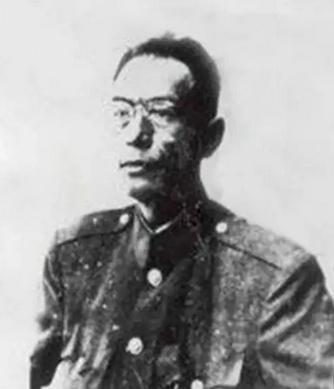 国民党最高档别被俘将领：千辛万苦逃至台湾，却被蒋介石遣返云南，仅16天便兵败成俘