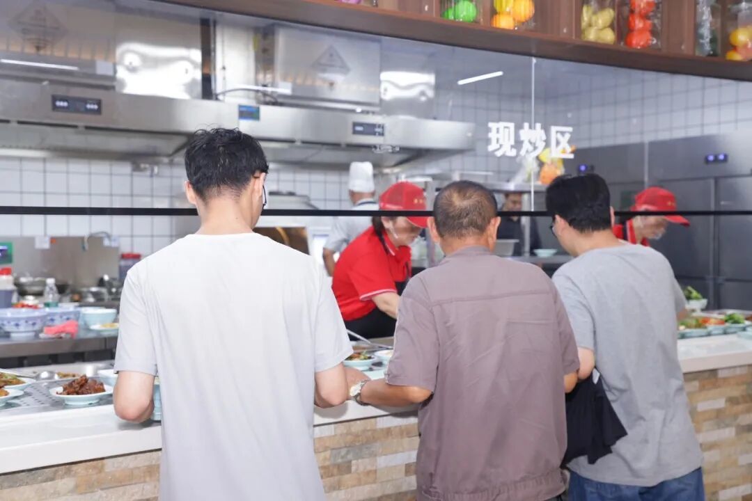 兴昂食堂2.jpg