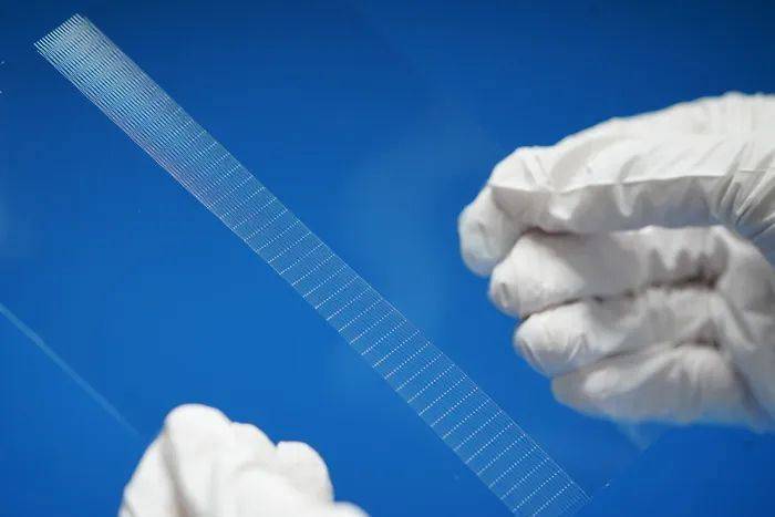 我们都误解了折叠屏|明日后视镜