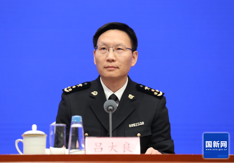 ▲海关总署新闻发言人、统计分析司司长吕大良