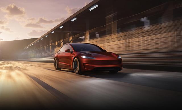 马斯克官宣!FSD V14.3要来了,会是特斯拉的救命稻草?