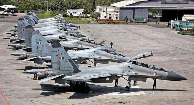 (印度空军不错使搬动的苏-30MKI,应在150架至160架)