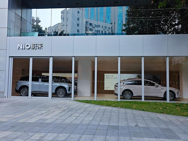 探访5大新势力门店:7年低息不是狂欢,而是“骗局”?