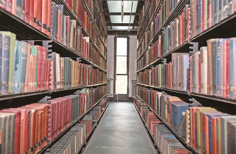 清华大学图书馆老馆玻璃书库 清华大学供图