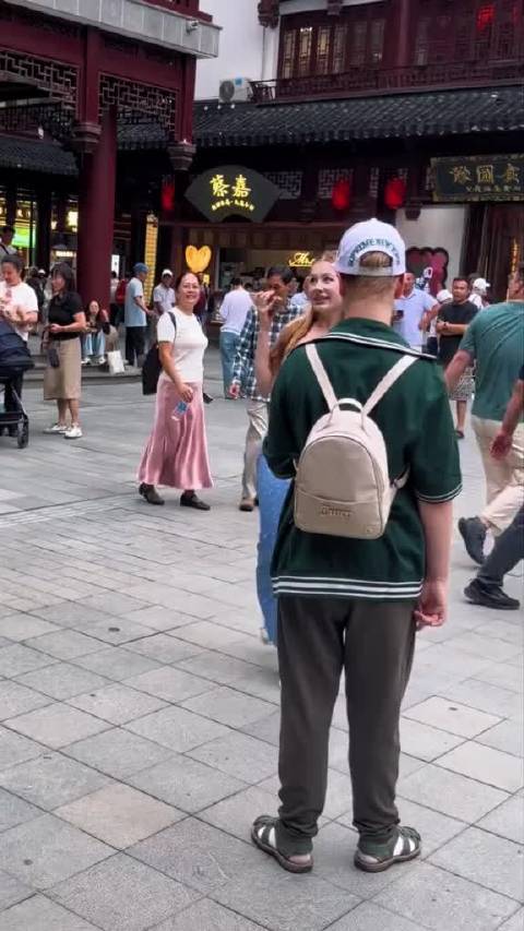 这是给国内看的吧兰州股票配资公司兰州股票配资公司，老外也要挤这个赛道？
