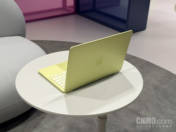 MacBook Neo