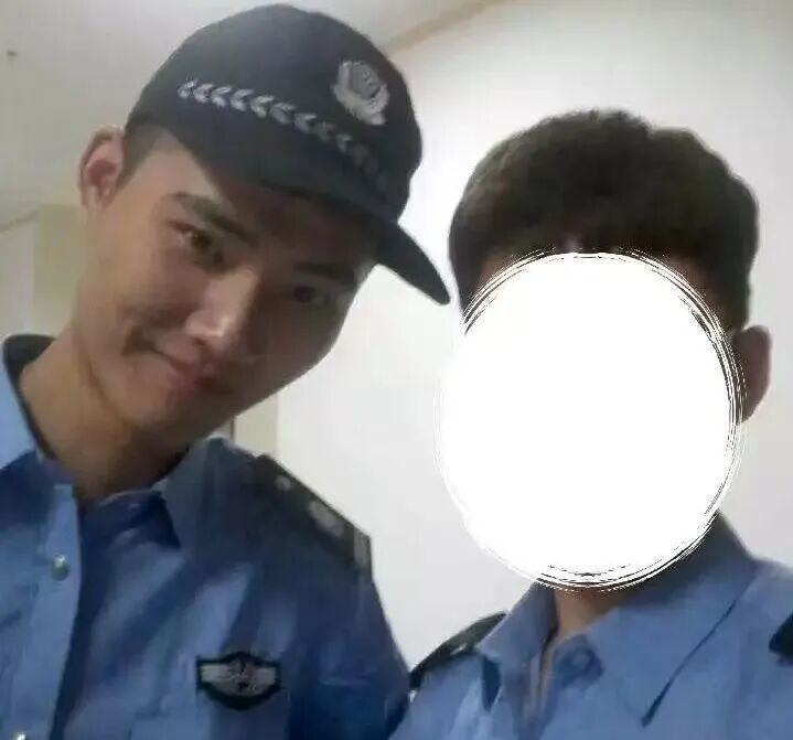 阿威在大学时做过一天保安,日薪50元