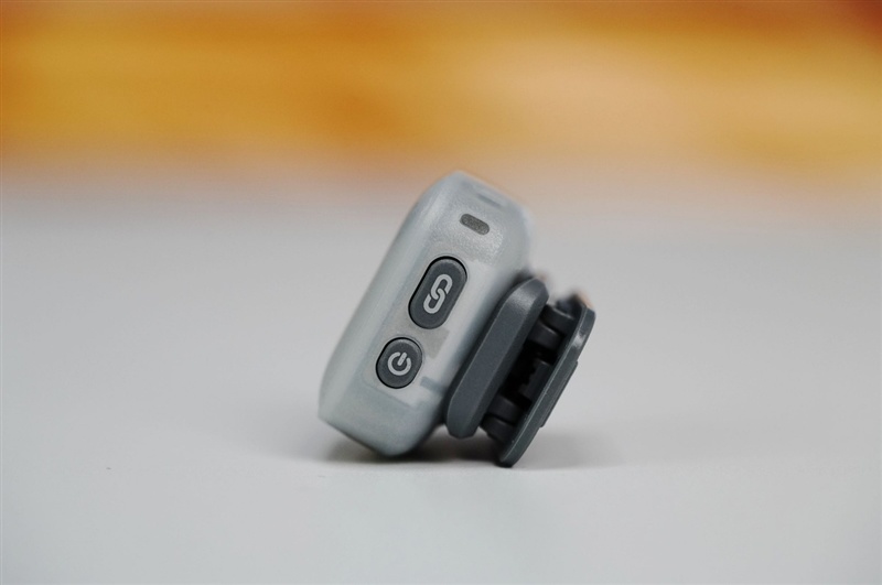 带屏遥控+10米远控！大疆Osmo Mobile 8P深度评测：单东说念主创作神器 稳拍新王