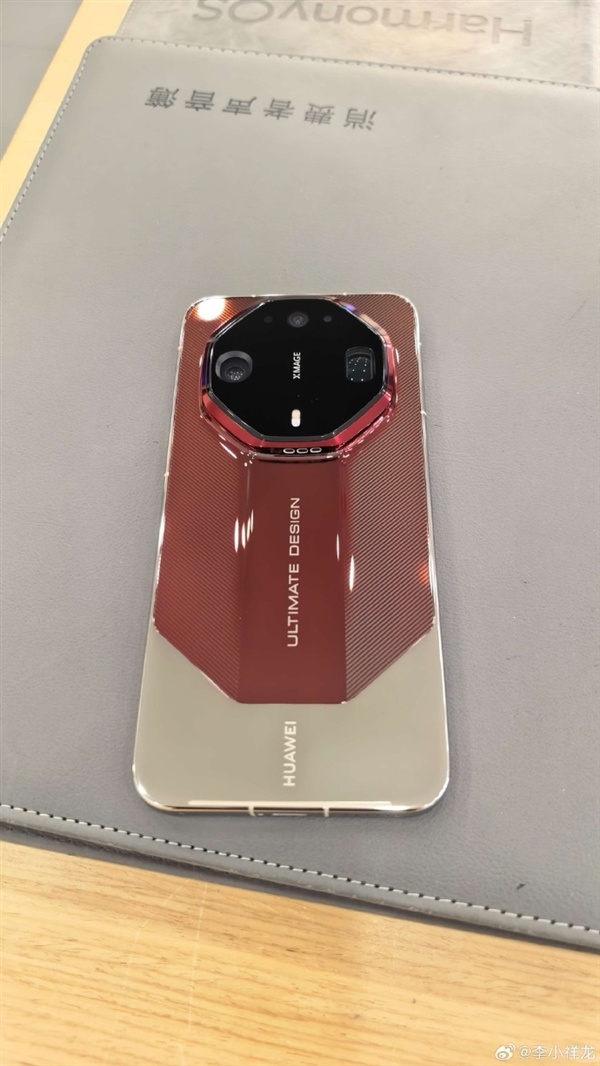 绿色双拼吸睛！华为Mate 90系列真机集体抢跑 四款齐发：10月1上线 Pro Max用麒麟9050 Pro