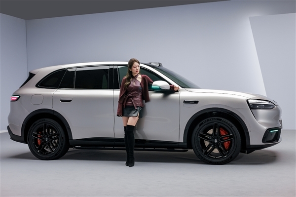 提前锁定大爆款 问界M6内饰曝光:吸引年轻人稳了