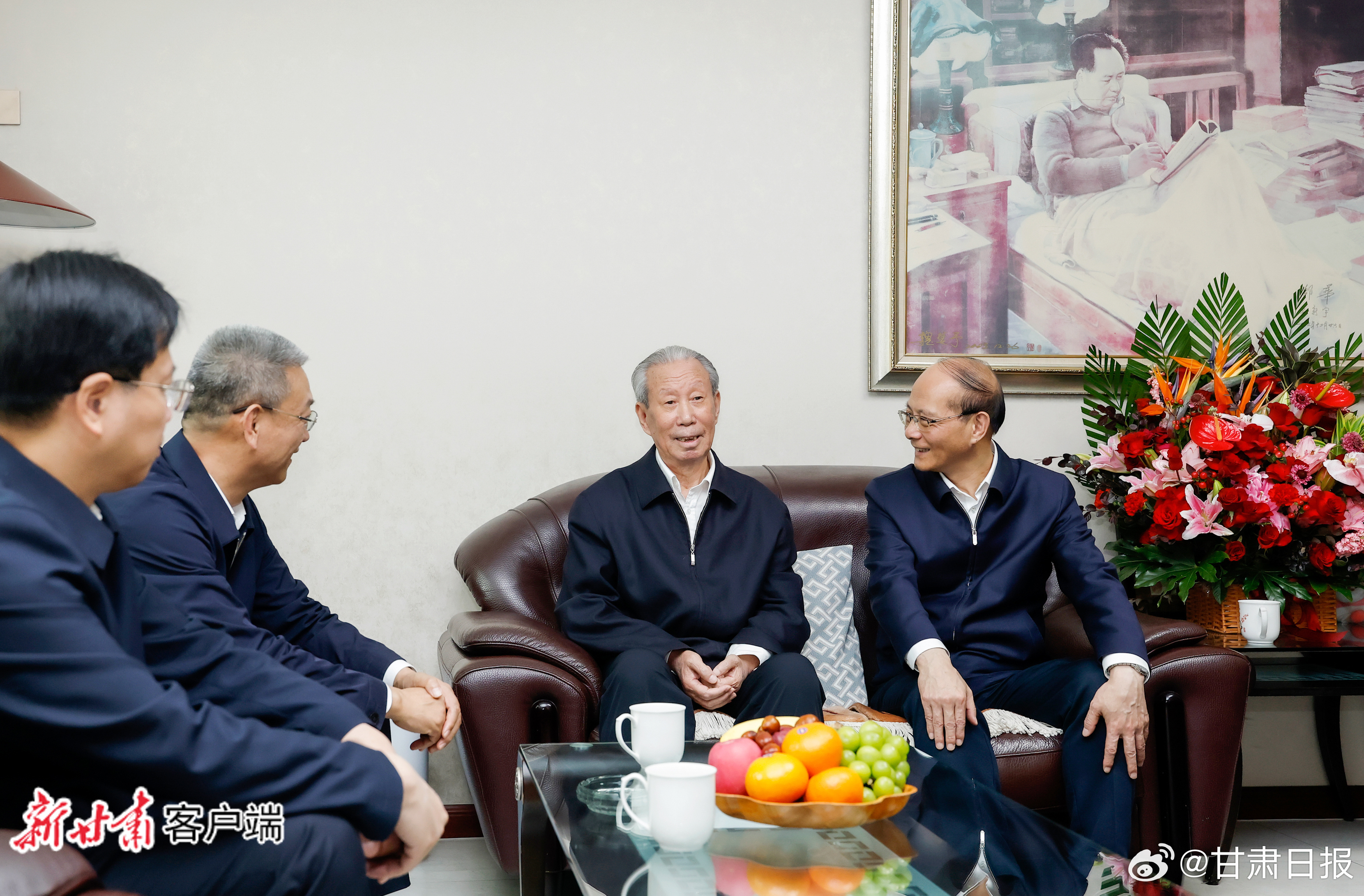 #甘肃要闻#【吴晓军孔绍逊看望慰问省级老同志】在中秋、国庆“双节”来