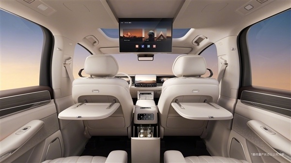 25万起 比亚迪旗舰SUV大唐预售:兆瓦闪充、二代刀片上车!