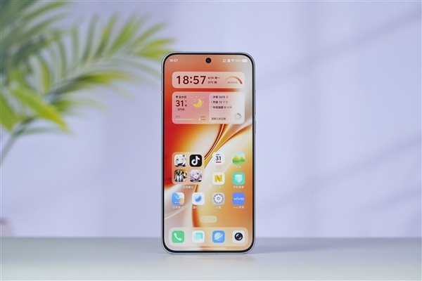天玑9500M双芯加持！iQOO Neo11至尊版图赏