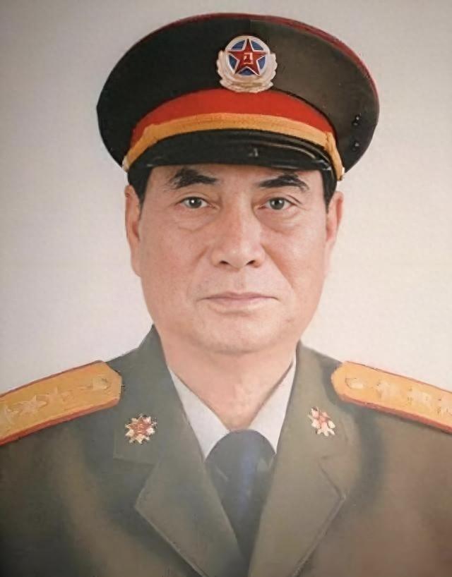 1990年，张万年调任济南，临行前向中央申请：我广州的家就不搬了